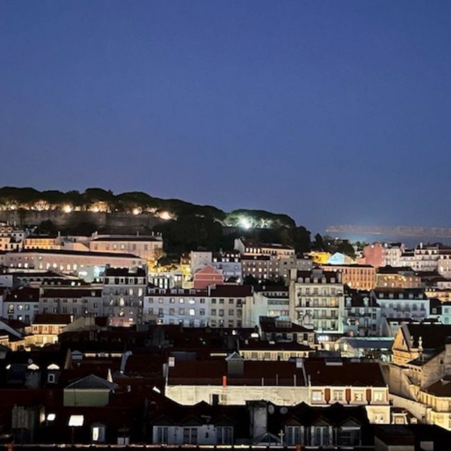 Lisbon Walking Tour in Alfama Old Town